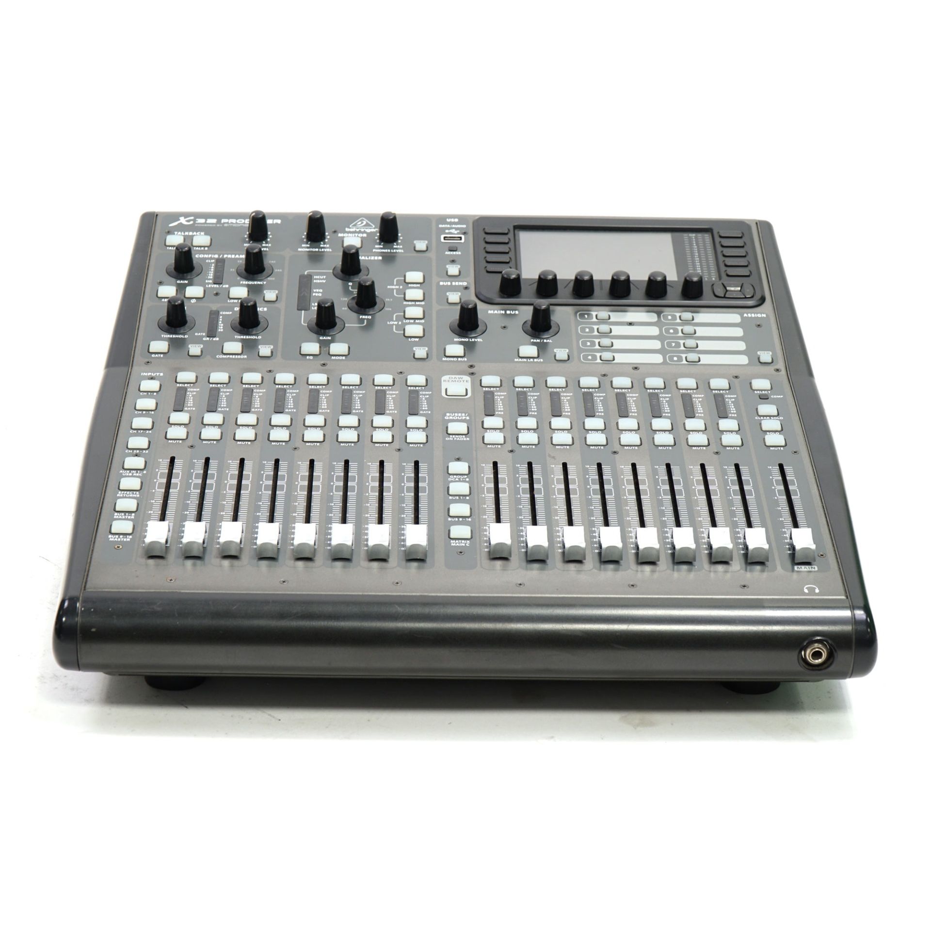 behringer x32 vs producer